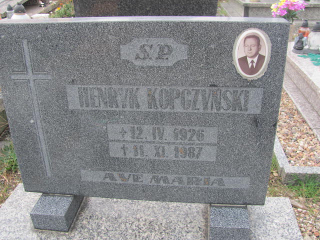 Leszek Kopczyński 1950 Brzeg Dolny - Grobonet - Wyszukiwarka osób pochowanych