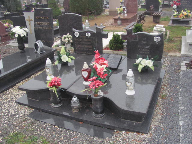 Natalia Kosecka-Iwaniuk 1924 Brzeg Dolny - Grobonet - Wyszukiwarka osób pochowanych