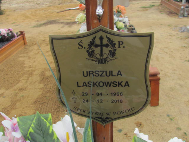 Urszula Laskowska 1966 Brzeg Dolny - Grobonet - Wyszukiwarka osób pochowanych